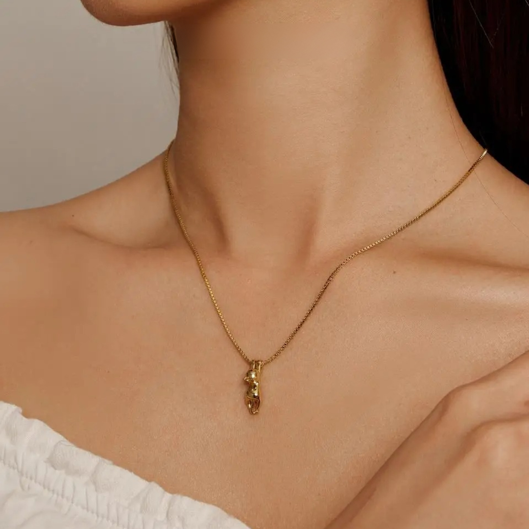 Bella Signature Cat Necklace | 925 Sterling Silver