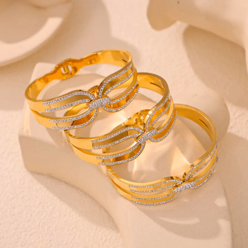 Duchess Bow Bangle - Dolbrook Jewelers