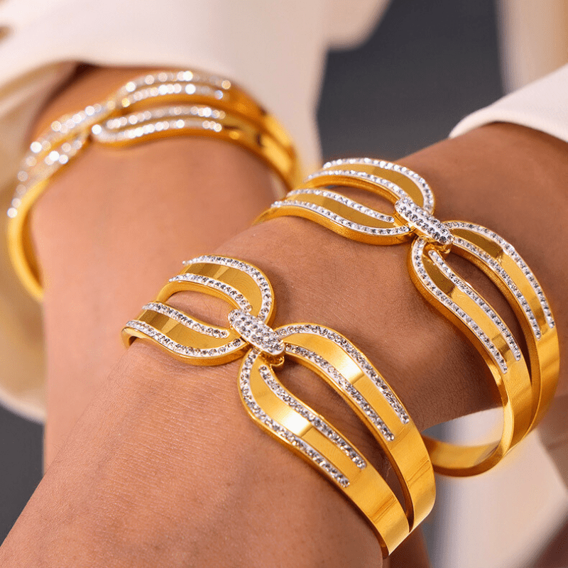 Duchess Bow Bangle - Dolbrook Jewelers